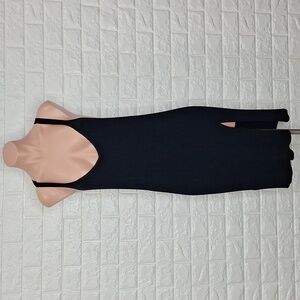 BCBGMAXAZRIA Black Ribbed V Neck Fitted Dress with Slit